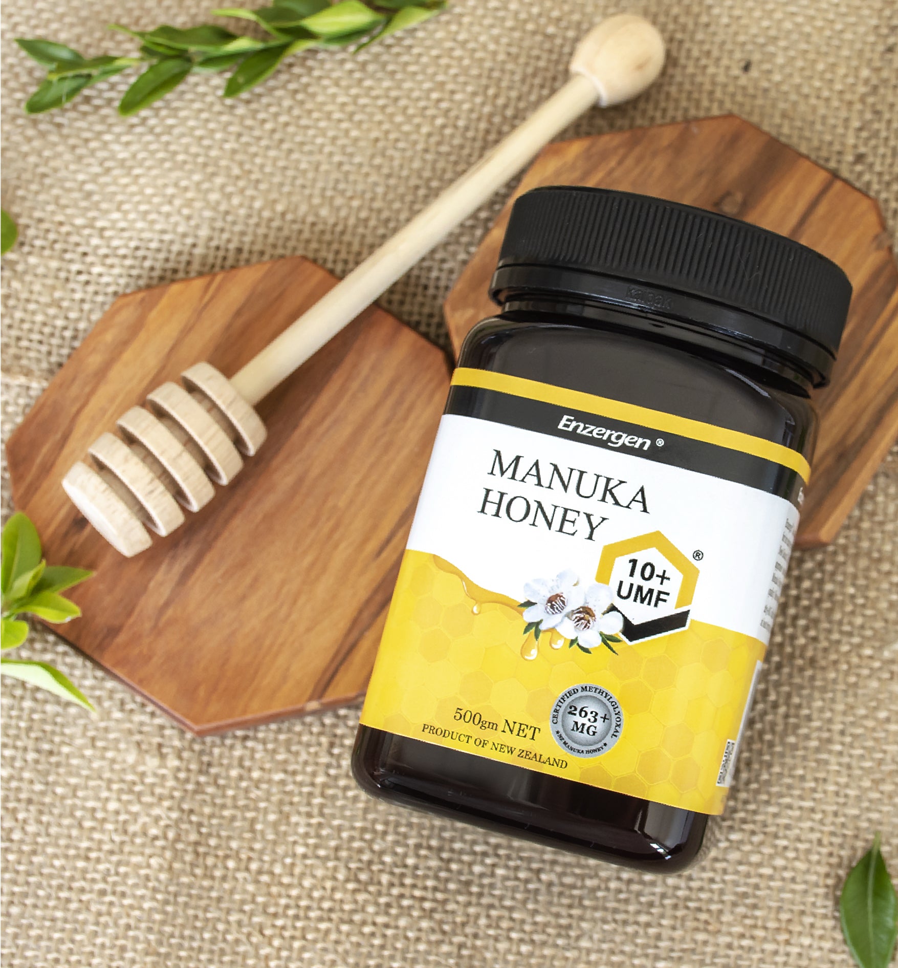 Product image of Manuka Honey UMF® 20+ and 10+ from KiwiCorp – dual strength antibacterial honey jars.